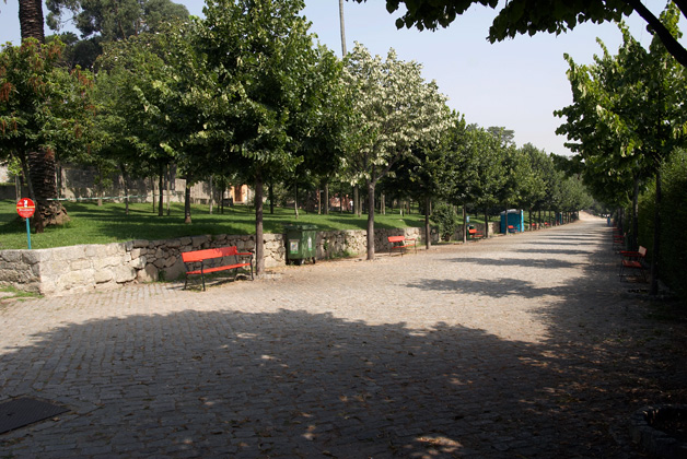 Covelo Park - Gardens and Parks
