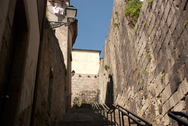 D. Fernando Wall - Caminho Novo Stairway - View points