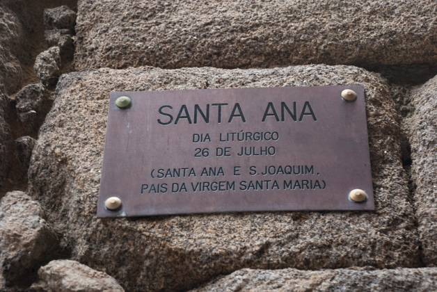 Arco ou Porta de Sant'Ana - Monumentos
