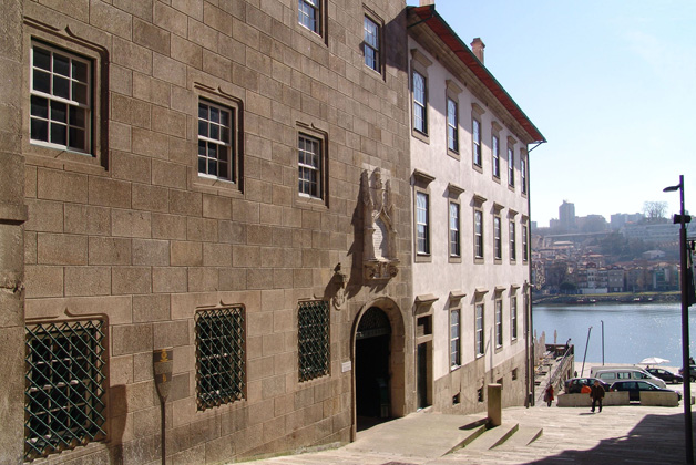 Arquivo Histórico Municipal do Porto  - Bibliotecas, Arquivos e Centros de Documentação