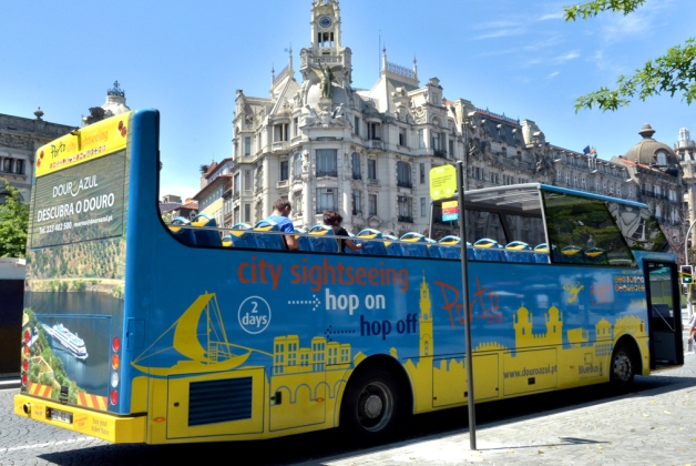 Douro Azul - Empresas de Transporte