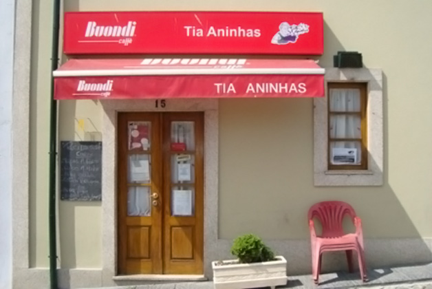 Tia Aninhas - Restaurants