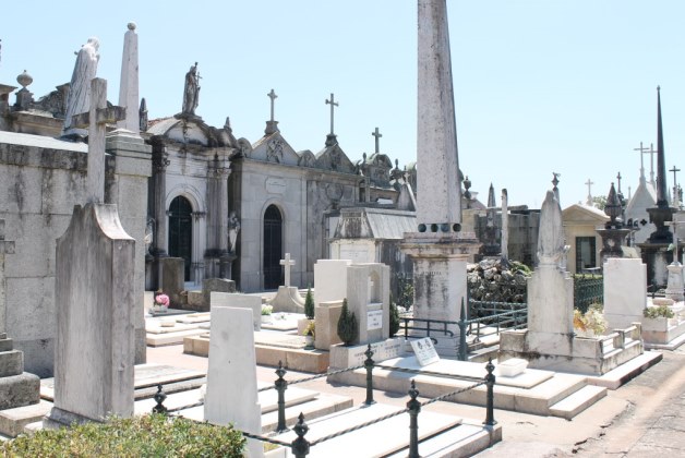 Cemitério da Lapa - Monumentos