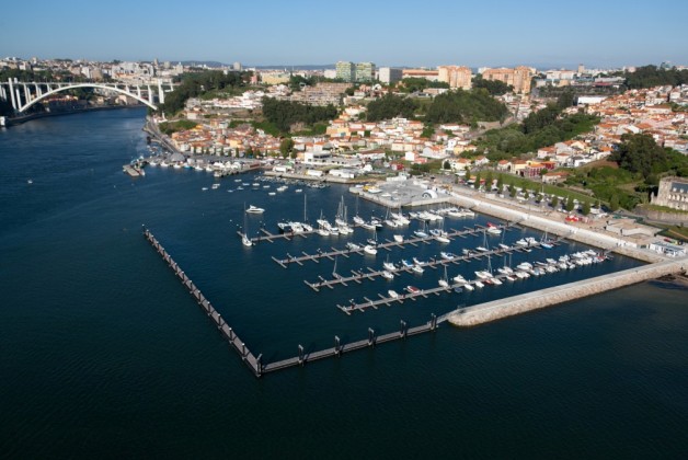 Douro Marina - Marinas e Portos