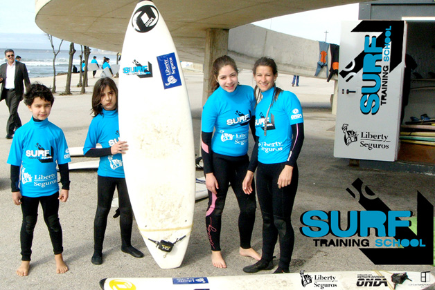 Surf Training School - Instalações Desportivas