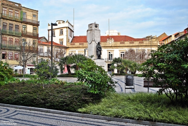 Praça Carlos Alberto  - Roads and squares