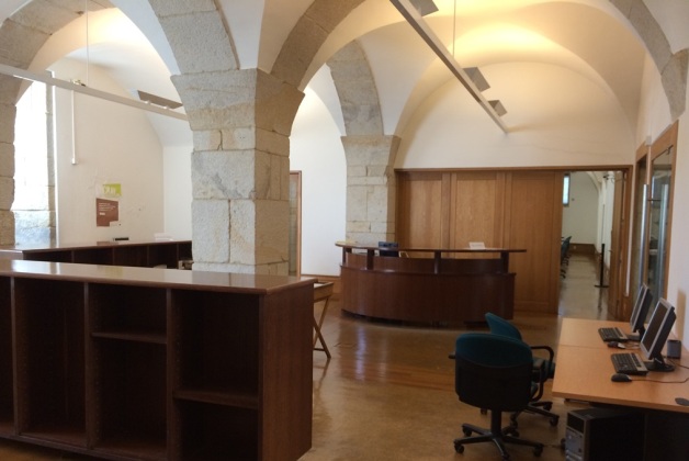 Arquivo Distrital do Porto - Libraries, archives and documentation centres