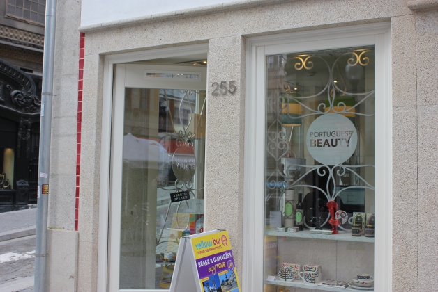 Portuguese Beauty - Shops