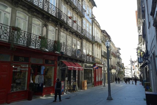 Rua das Flores - Roads and squares
