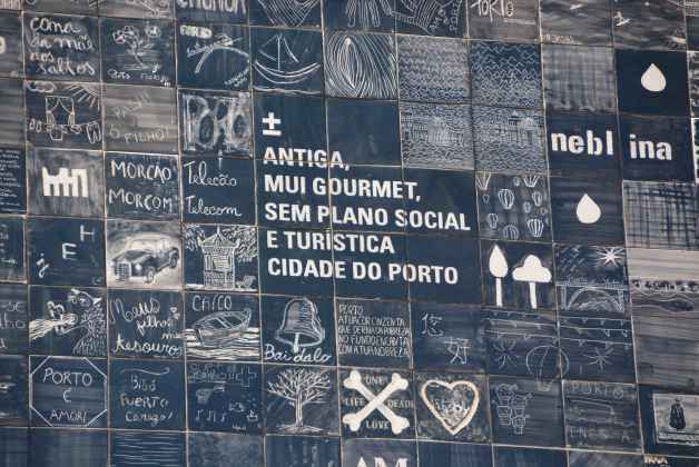 Quem és Porto? - Statues, Sculptures & Fountains