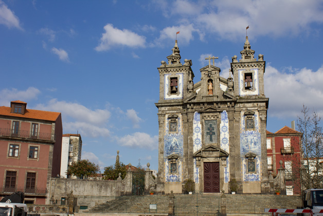 Church of Santo Ildefonso - Religious temples
