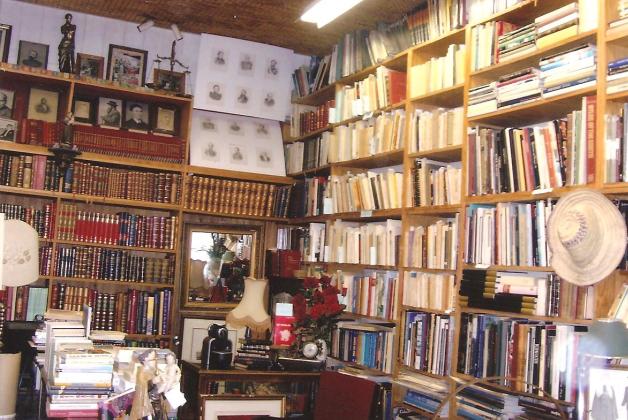 Livraria Vieira - Shops
